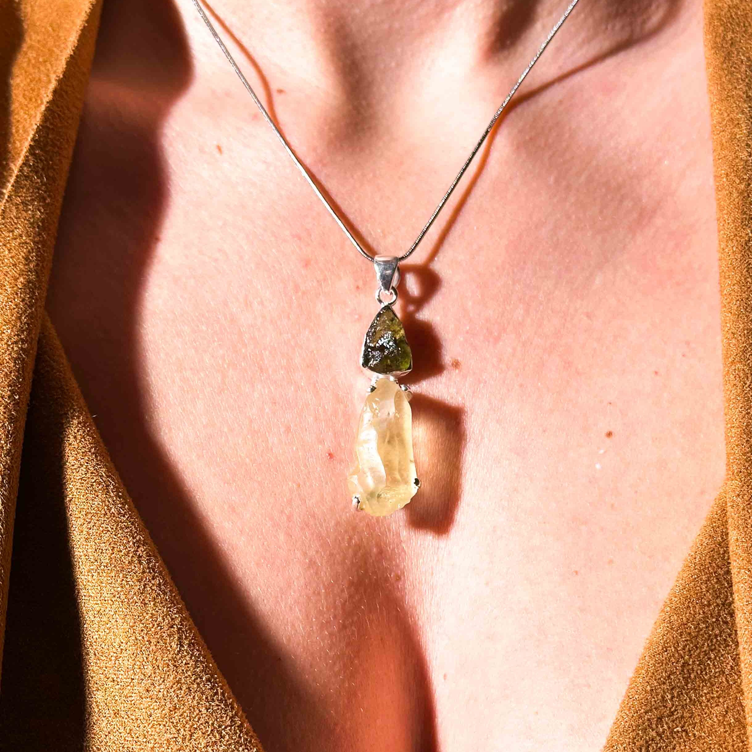 Μολδαβίτης & Μετεωρίτες