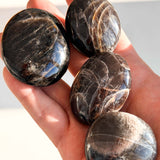 Μαύρη Φεγγαρόπετρα Palm Stone